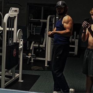 Meet your Posher, Dakota